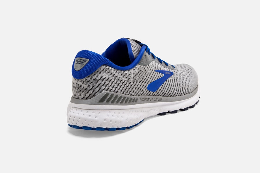 brooks adrenaline closeout